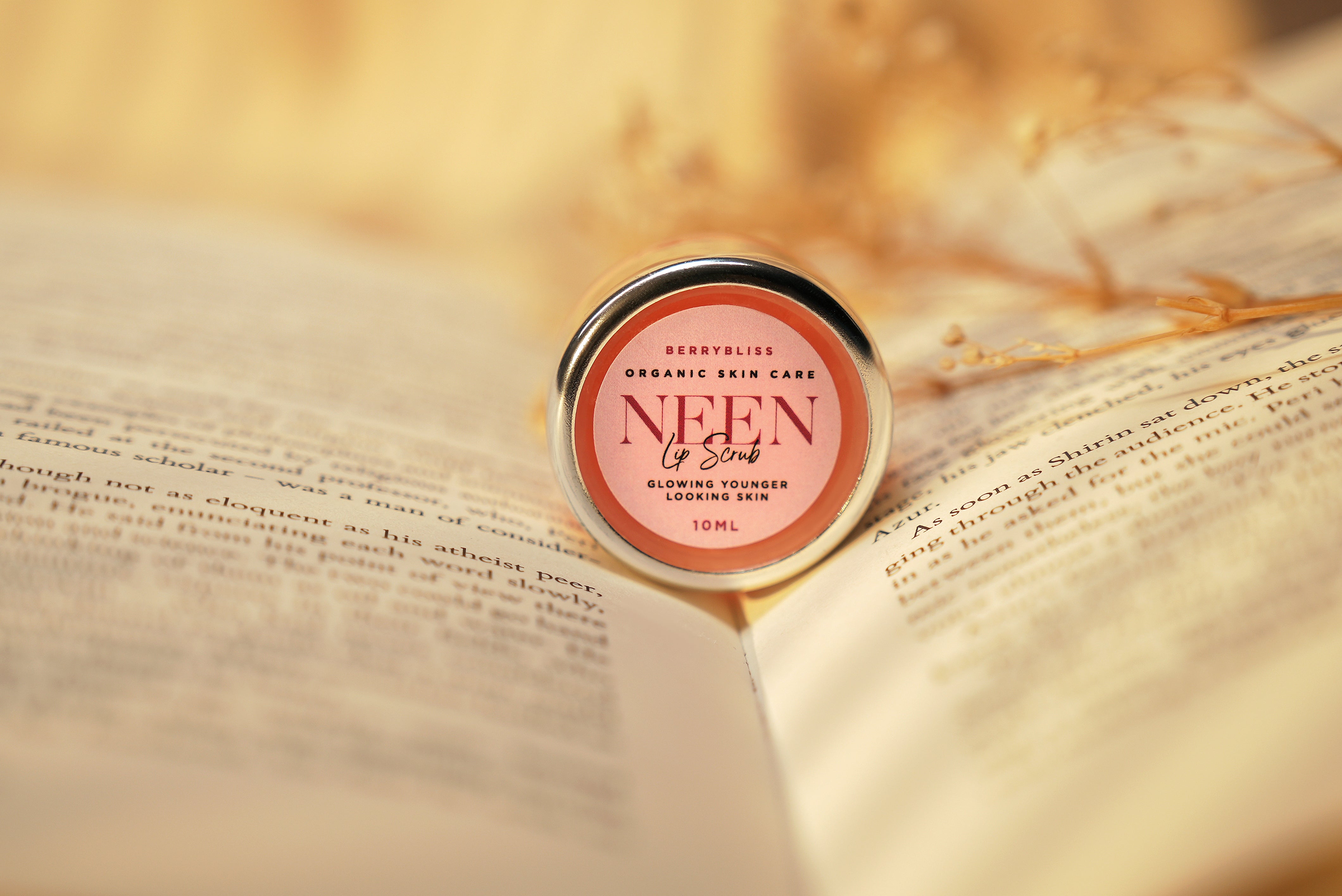 NEEN ORGANIC SKIN CARE - BERRYBLISS (LIP SCRUB)